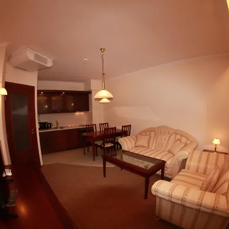 Aparthotel Downtown 3*