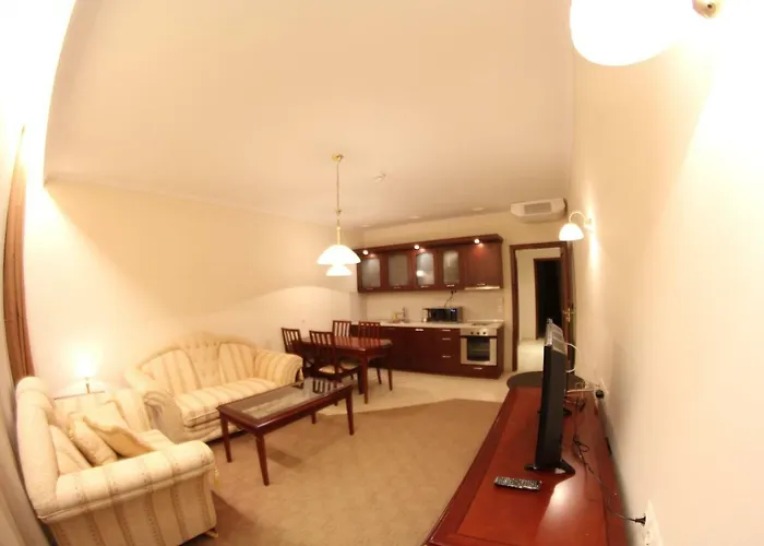 Downtown Hotel de apartamente 3*