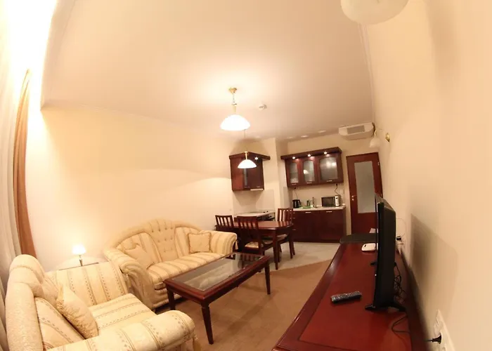 Downtown Aparthotel 3*