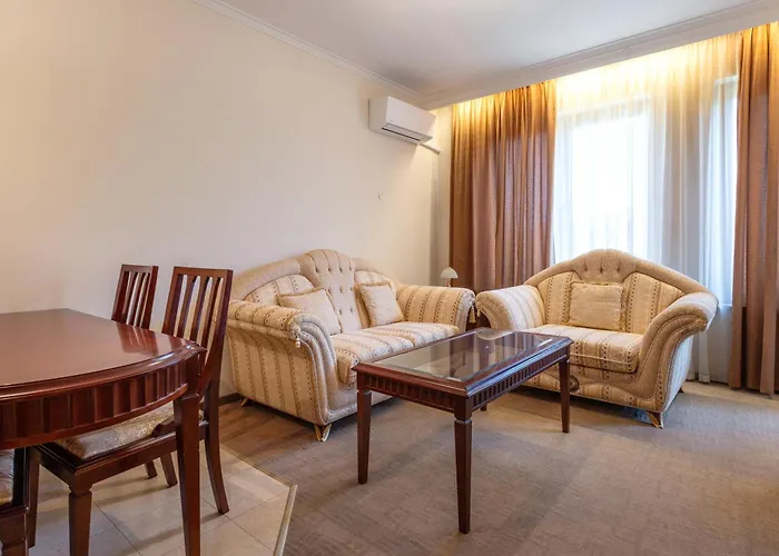 Downtown 3* Бансько